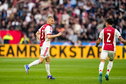 Anton Gaaei wordt gefeliciteerd na een goal voor Ajax