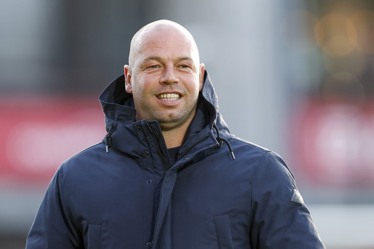 Nicky Hofs