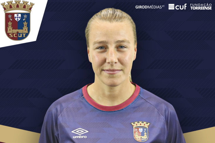 Inge Konst tekent bij Torreense
