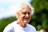 Kees Kist geniet in de zon