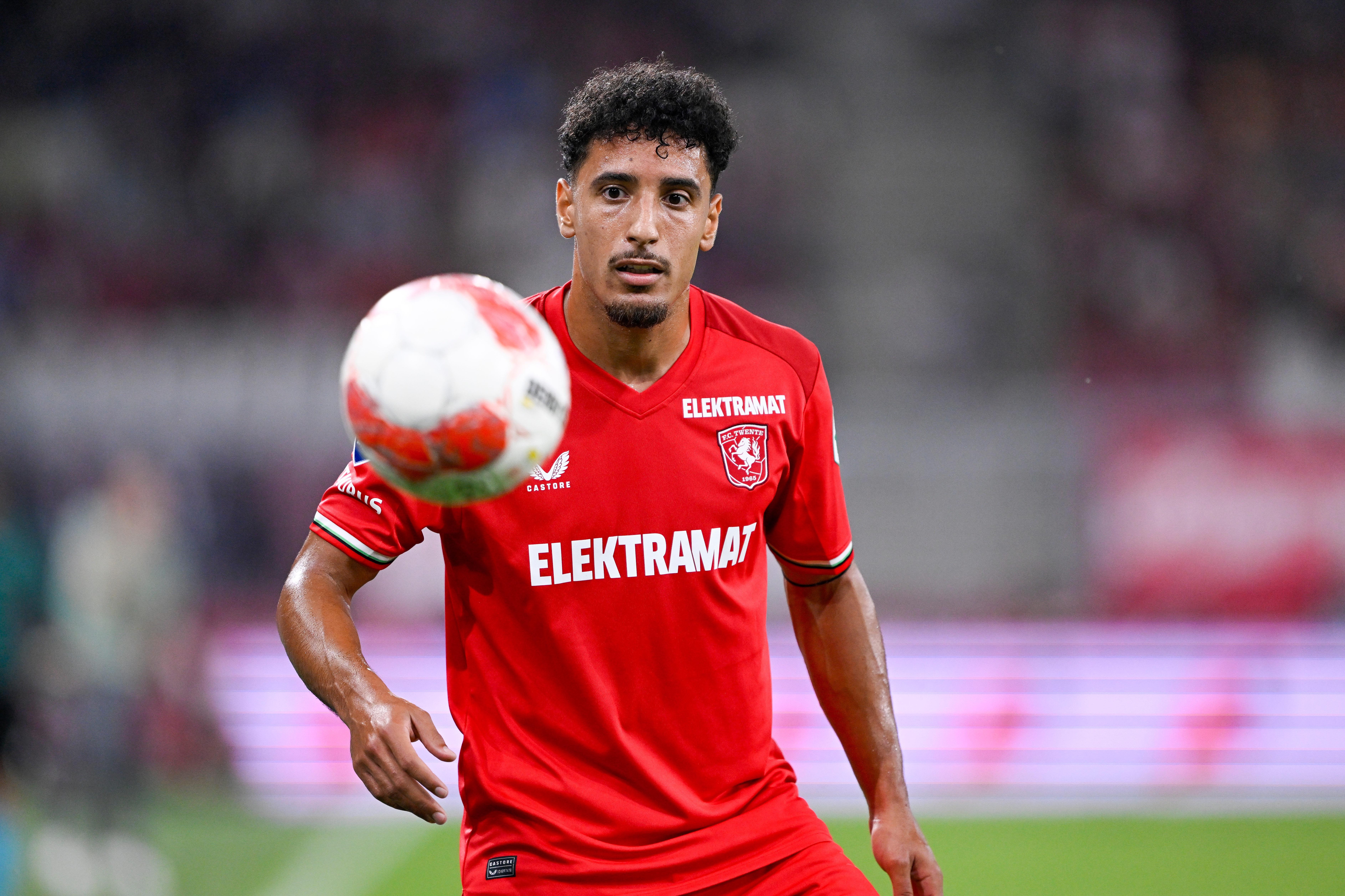 Sayf Ltaief aan de bal namens FC Twente