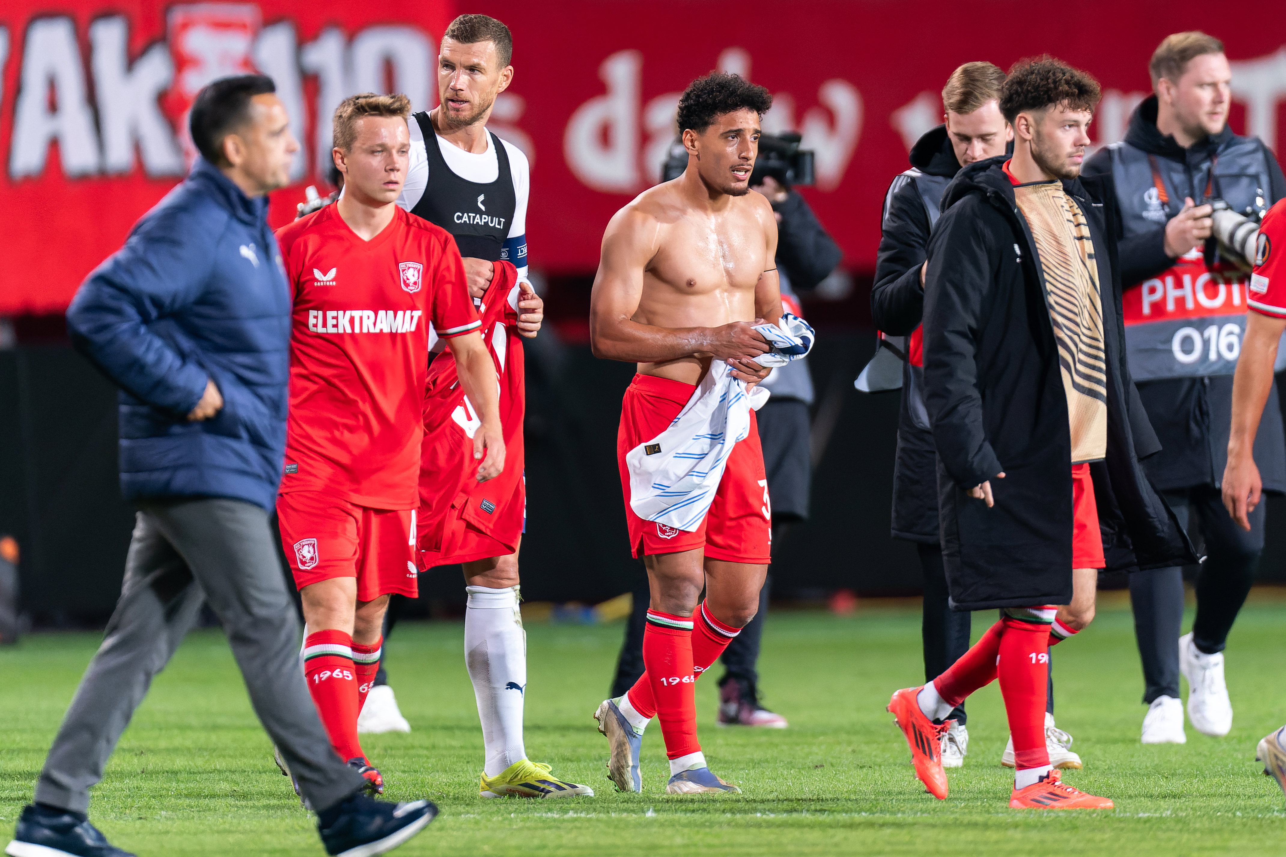 Ltaief en Van Bergen na de thuiswedstrijd tegen Fenerbahce