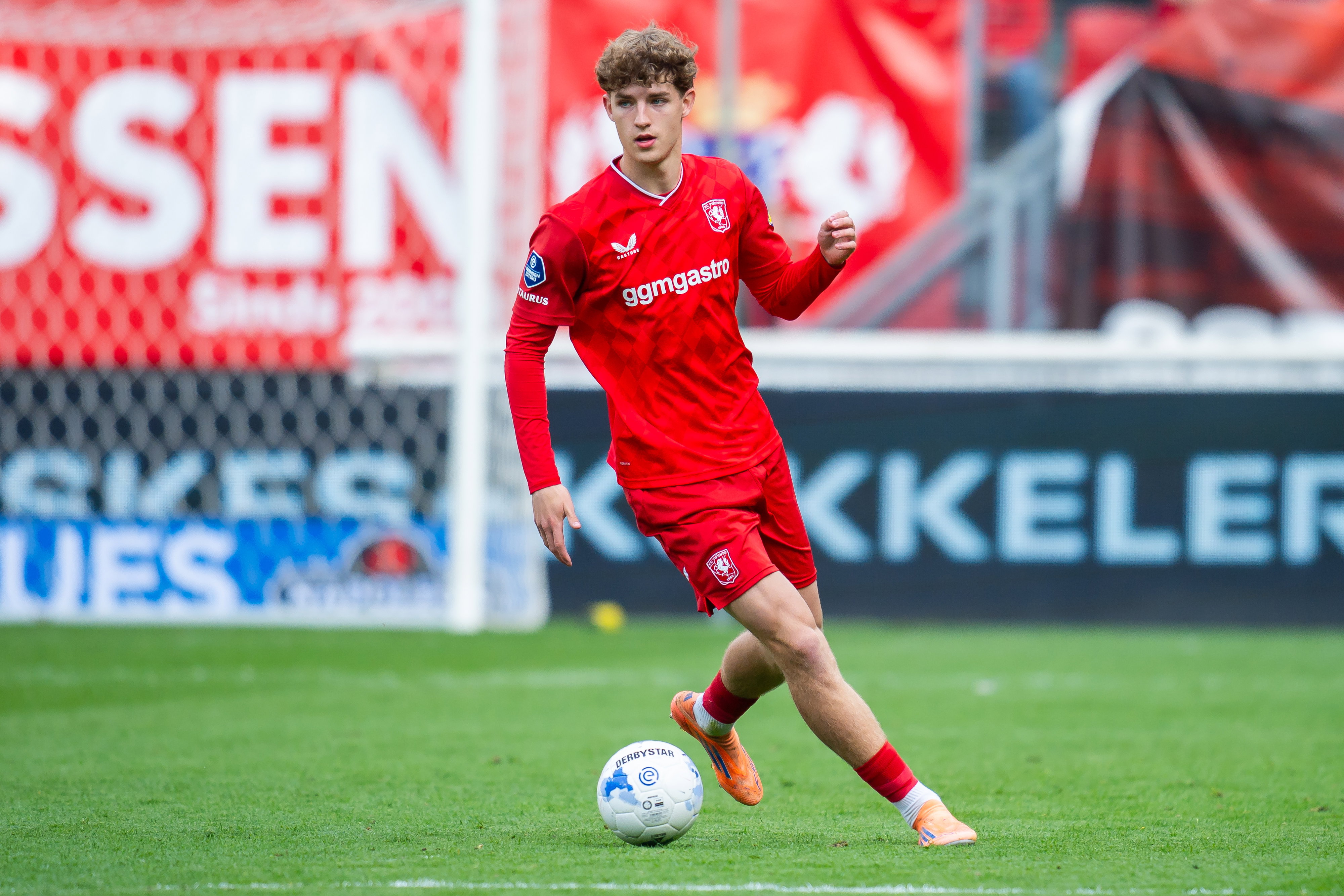 Ruud Nijstad aan de bal bij FC Twente