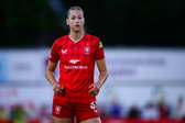 Liv Pennock bij een thuiswedstrijd van FC Twente in Enschede