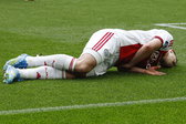 Youri Regeer ligt (weer) op de grond