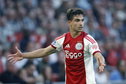 Lucas Rosa loopt vrij bij Ajax