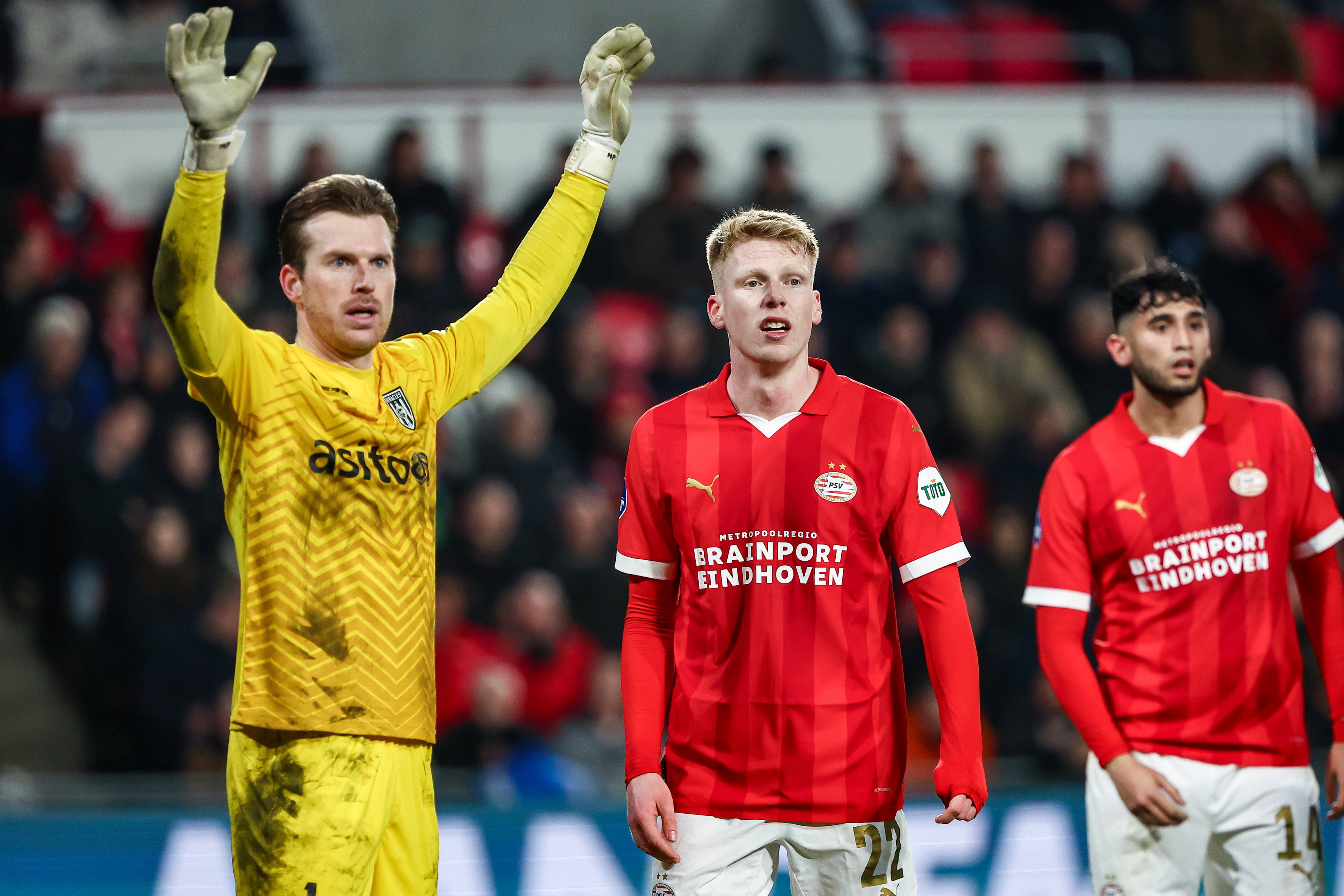 Michael Brouwer en Jerdy Schouten tijdens PSV - Heracles Almelo
