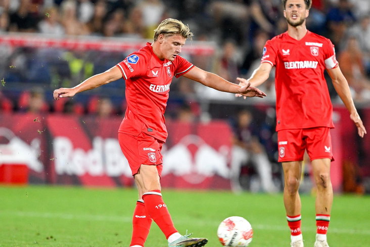 Sem Steijn (FC Twente) in de uitwedstrijd tegen Red Bull Salzburg