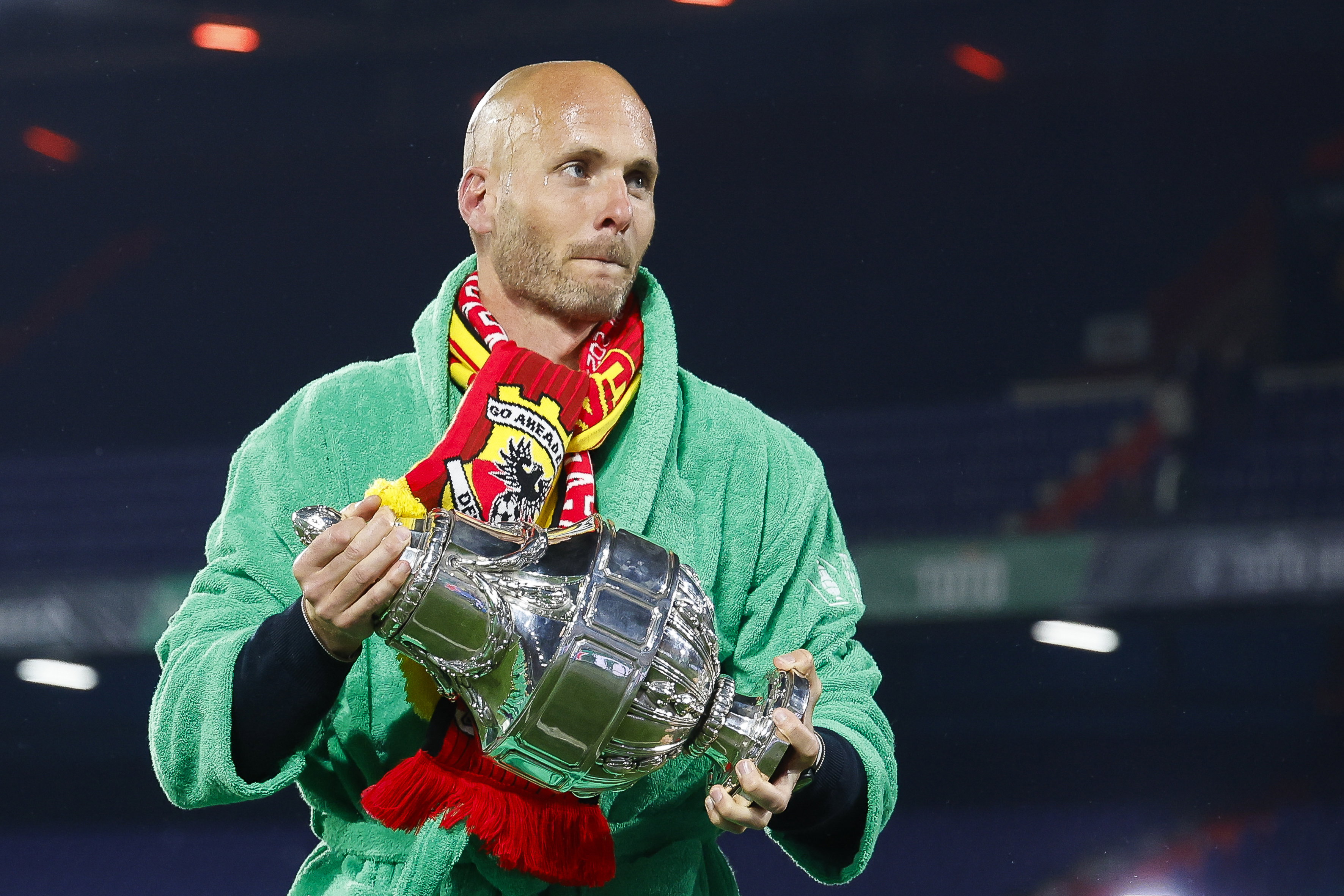 Paul Simonis na de bekerwinst van Go Ahead Eagles in De Kuip