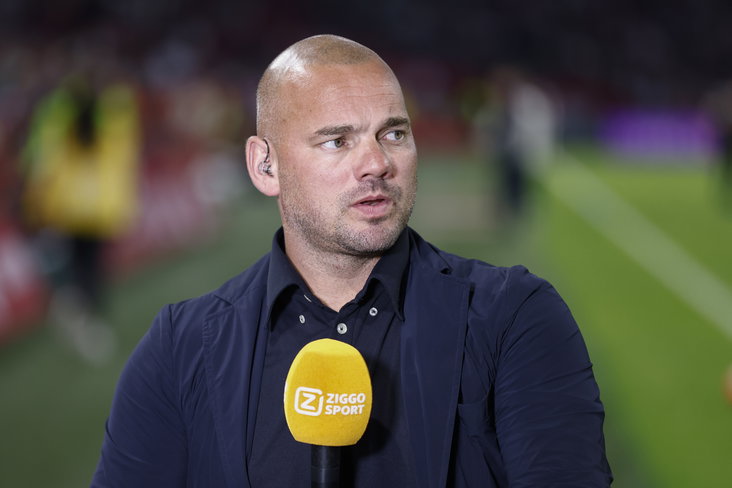 Wesley Sneijder aan het werk bij Ziggo Sport