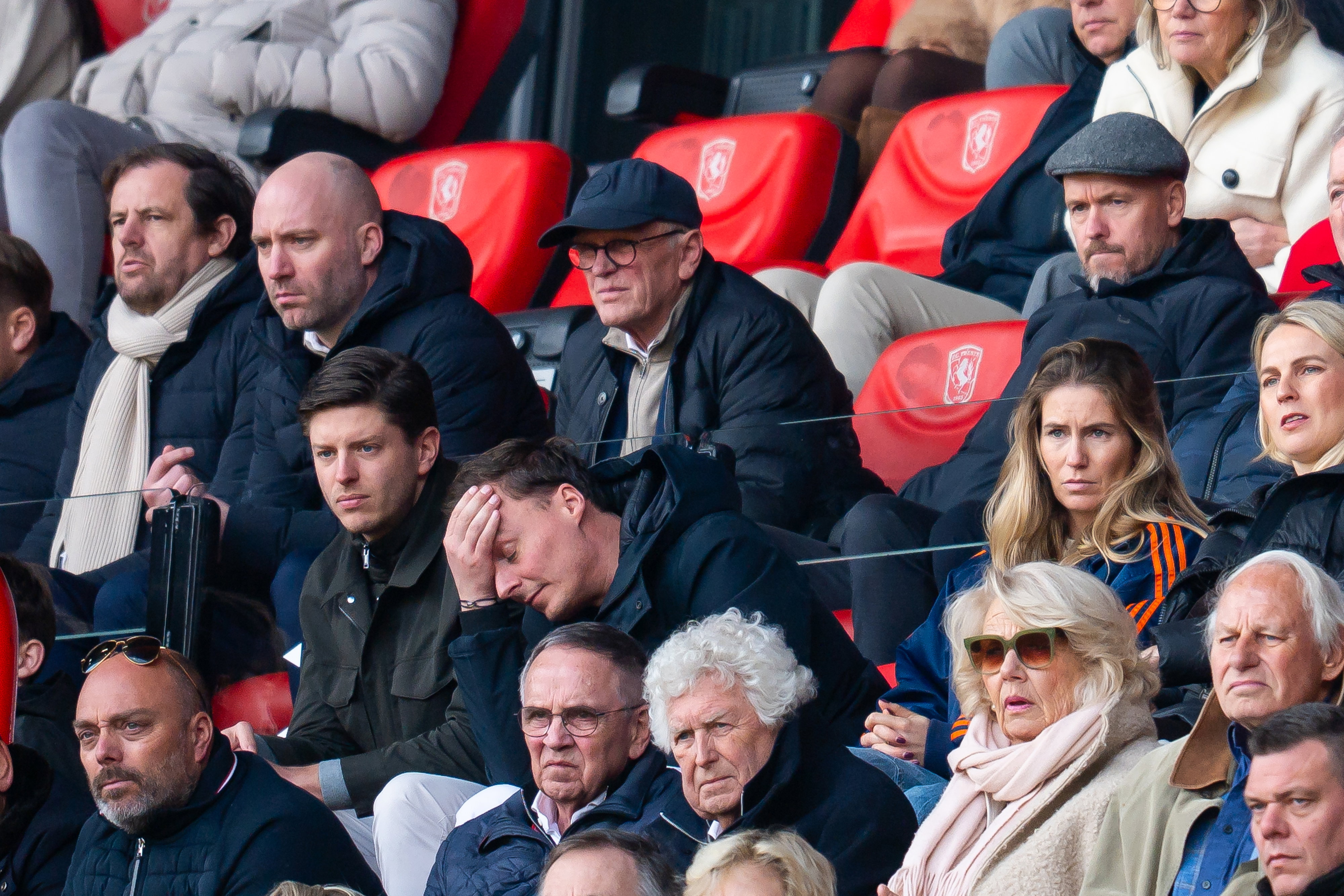 Jan Streuer en Erik ten Hag naast elkaar in De Grolsch Veste