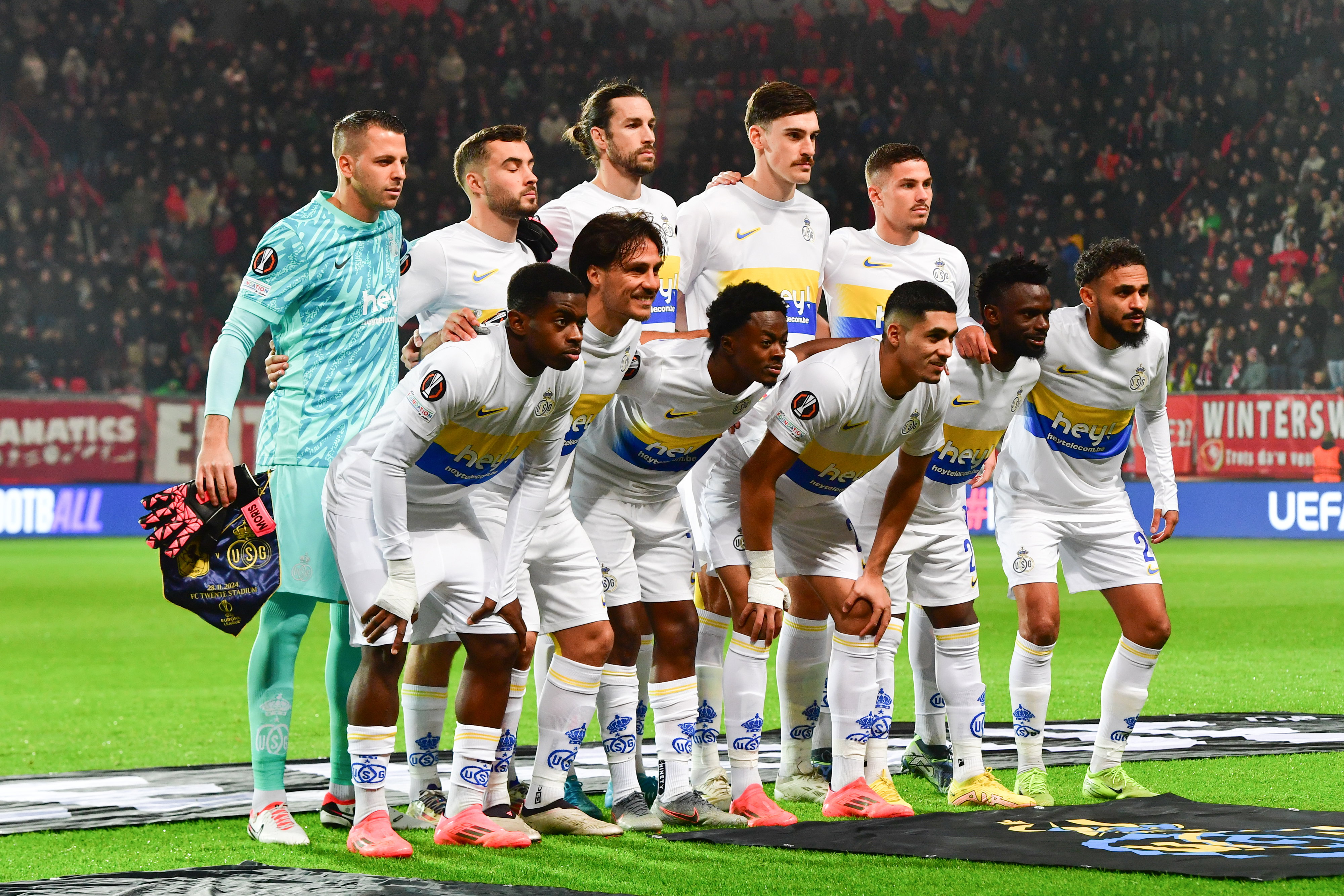 Elftalfoto van Union voor de wedstrijd tegen FC Twente