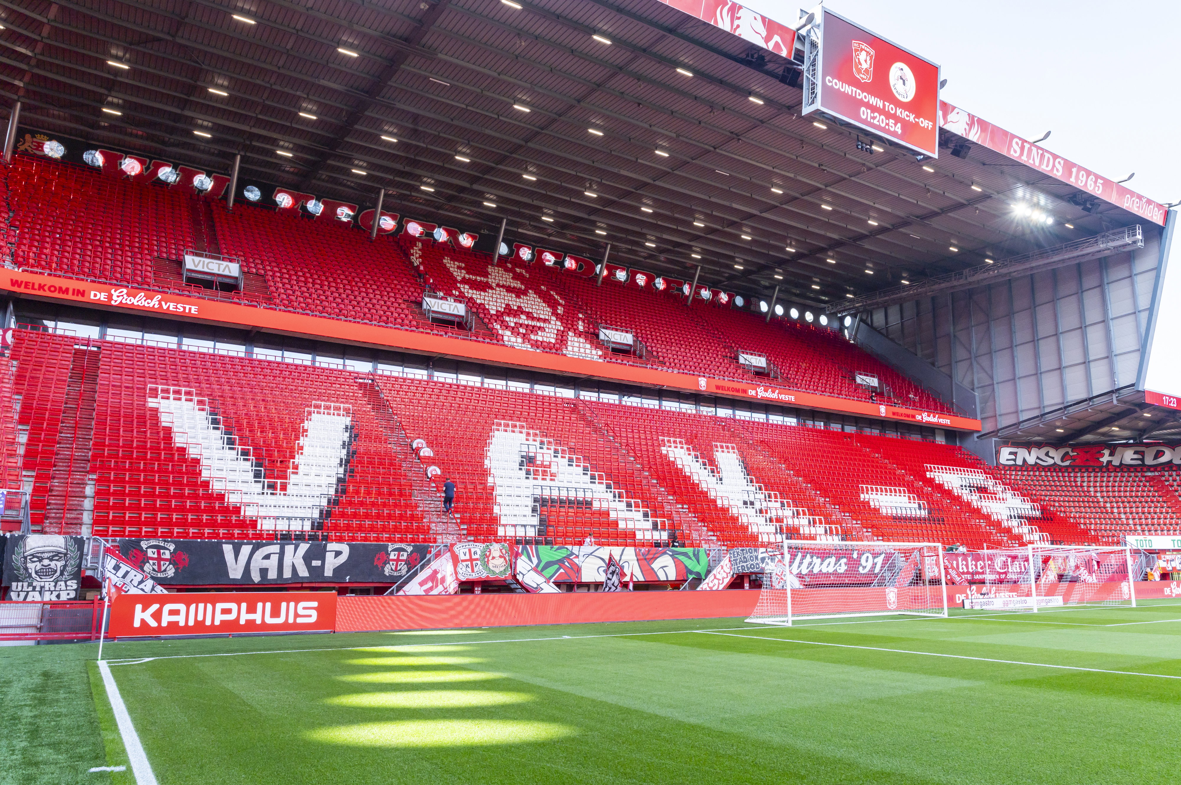 LED-boarding en safe standing in De Grolsch Veste