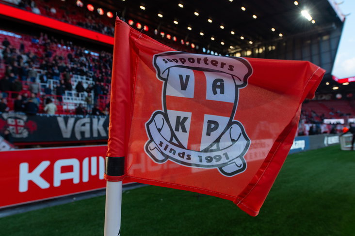 De cornervlag bij Vak-P