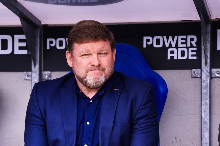 Hein Vanhaezebrouck op de bank als trainer bij AA Gent