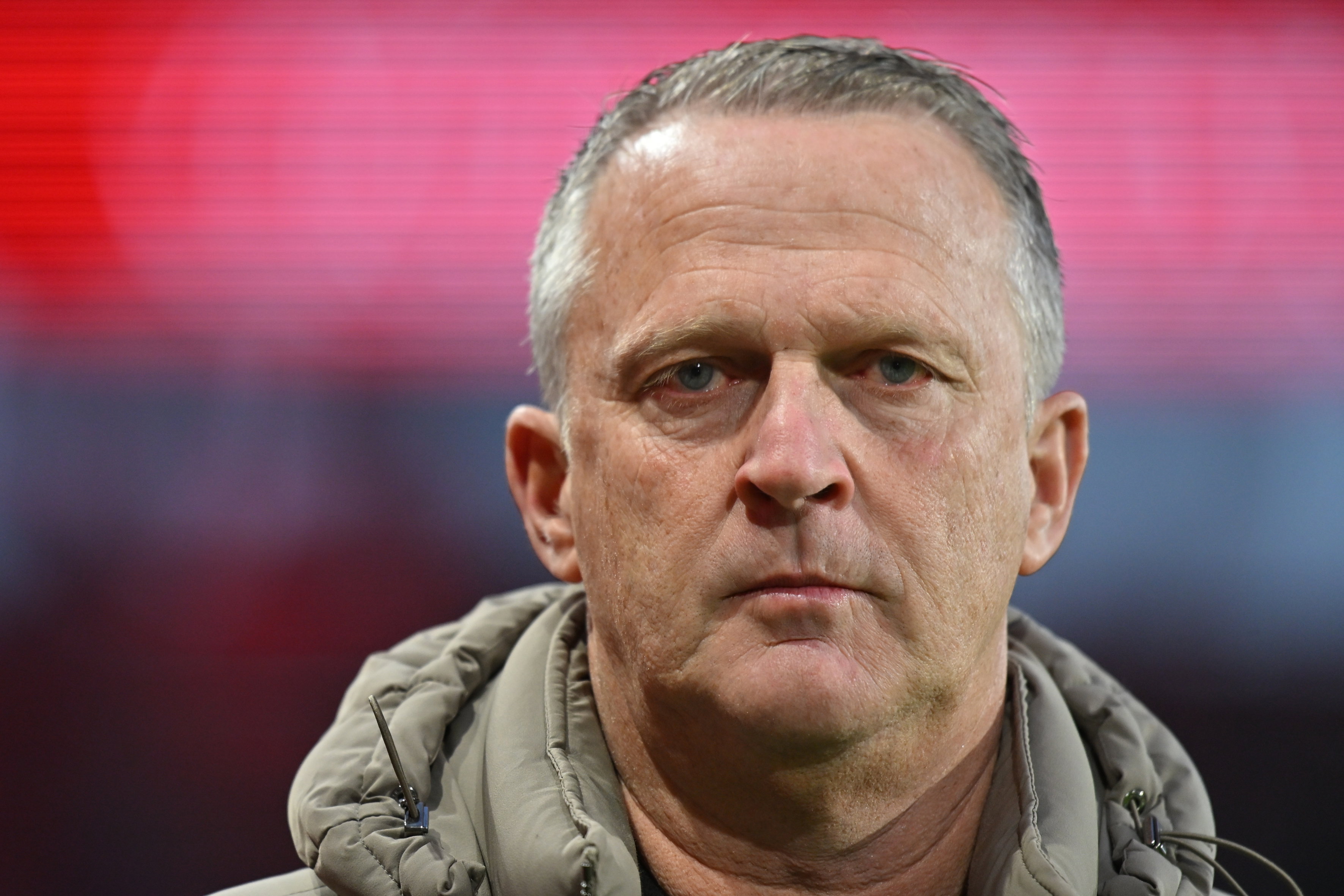 John van den Brom in de Grolsch Veste