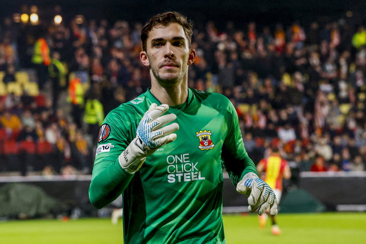 Jari De Busser in de Europa League