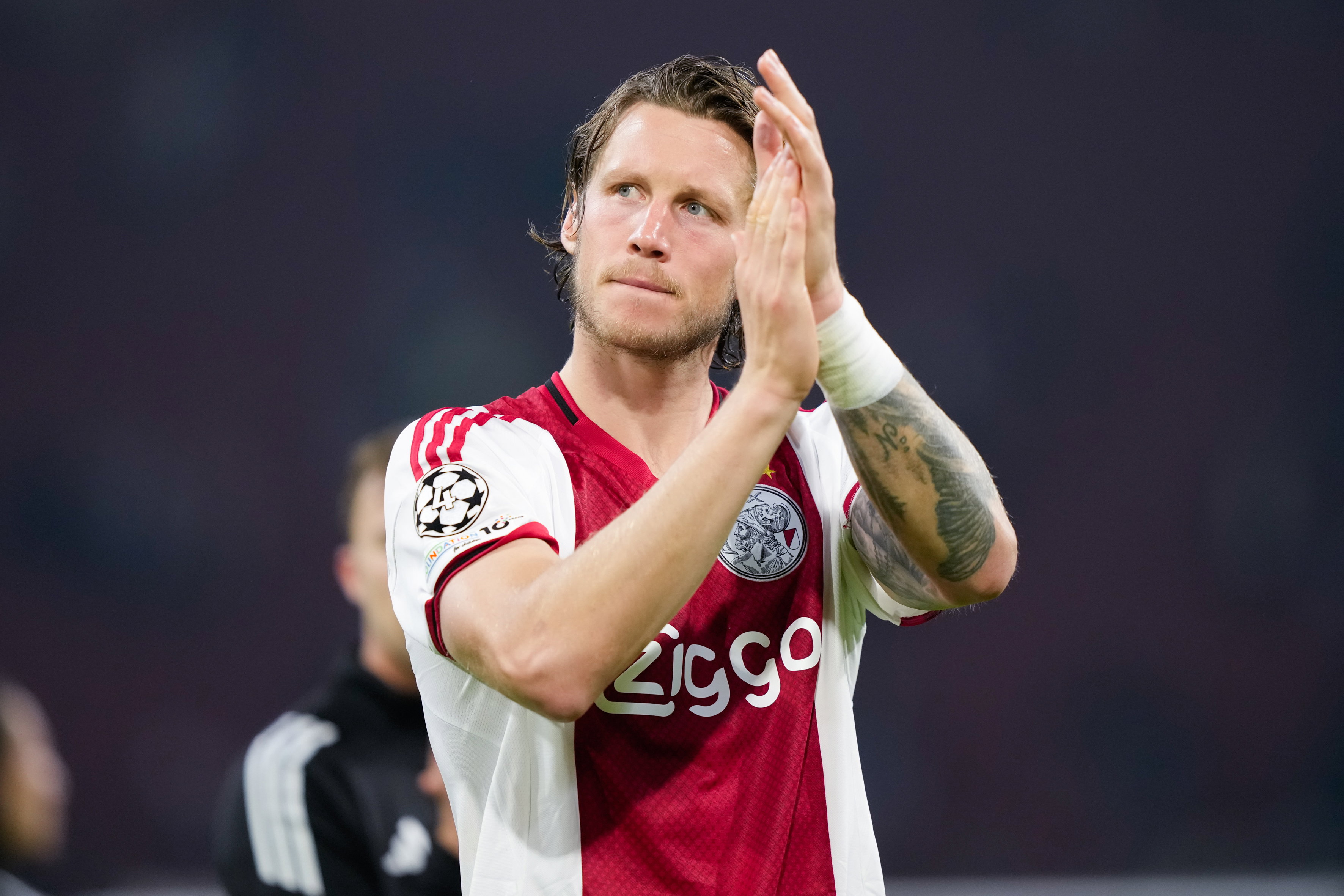 Wout Weghorst bedankt de Ajax-fans