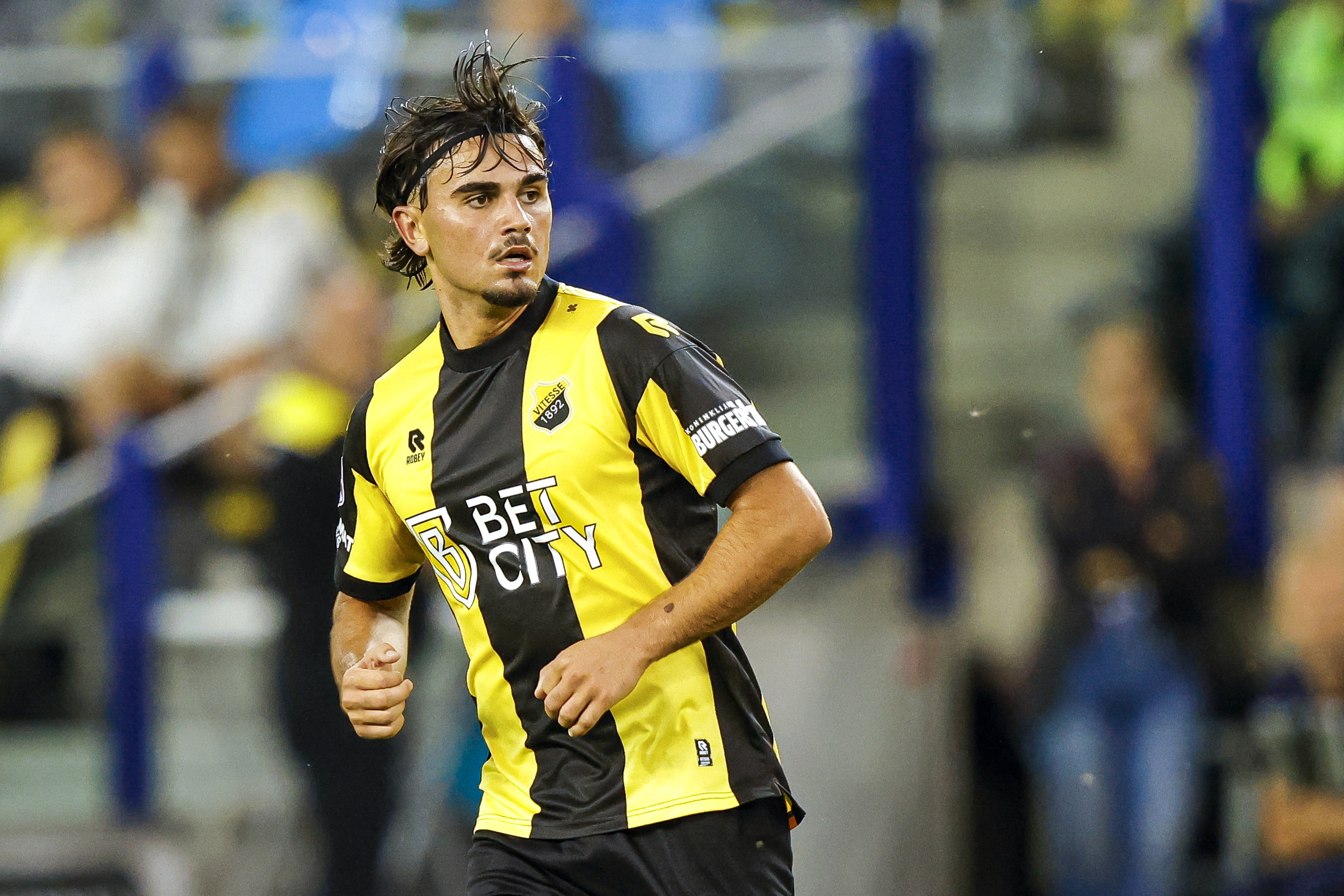 Yegoian (Vitesse) in de Gelredome